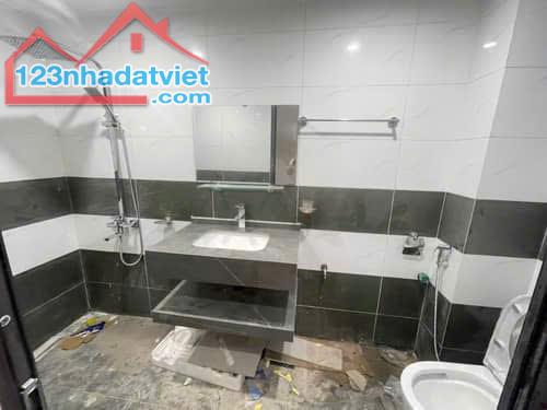 BÁN NHÀ CẦU CỐC, TÂY MỖ - 55M2, 5T, THANG MÁY – FULL 8P Ở, CHO THUÊ – Ô TÔ ĐỖ CỬA HƠN 8 TỶ - 2