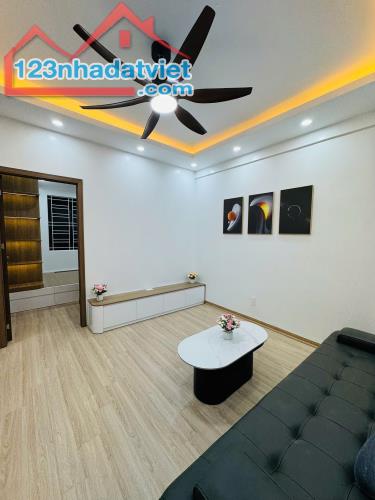 Hàng Hiếm Nơ 3 Bán Đảo Linh Đàm 60m2 thiết kế 3PN - 2