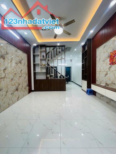 BÁN NHÀ KHU MINH KHAI, Ô TÔ, VỈA HÈ, Ở LUÔN, NGÕ THÔNG, KINH DOANH, 50M2 GIÁ 9.X TỶ