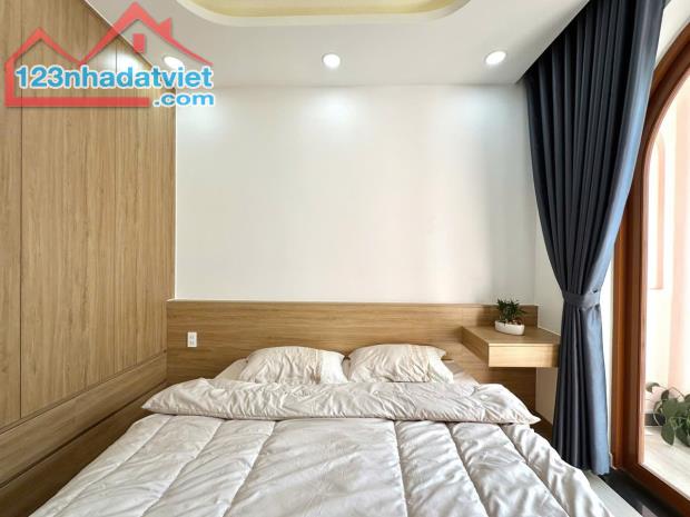 BÌNH THẠNH -PHƯỜNG 24 -FULL NT- 40M2 - HẺM XE HƠI - CHỈ 5.98 TỶ - 4