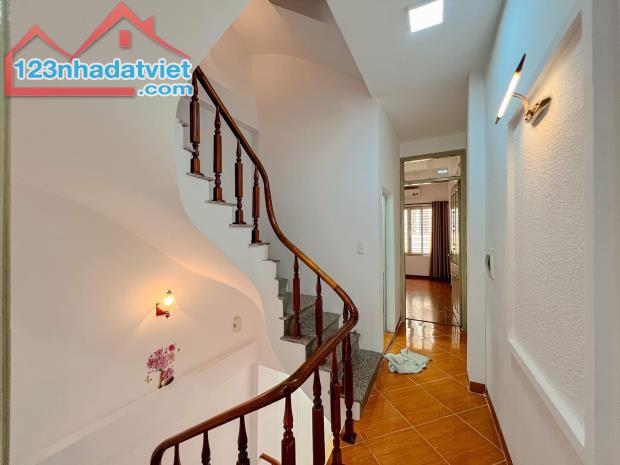 Nhà đẹp Ngõ Quỳnh Hai Bà Trưng 38mx4 tầng ngõ to rộng thoáng 7.3 tỷ còn thương lượng. - 4