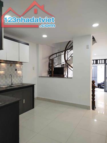 BÁN NHÀ 3 TẦNG, 45M2, NGÕ XÔ VIỆT NGHỆ TĨNH, P.25, BÌNH THẠNH, GIÁ 6.3 TỶ - SỔ HỒNG - 1