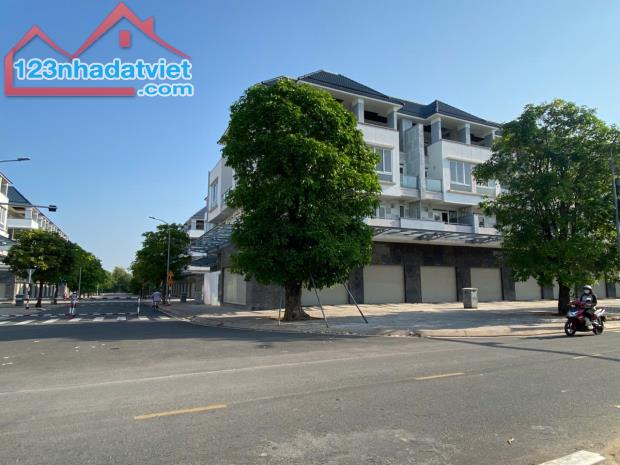 Cần bán căn góc Shophouse Khu Văn Hoa Villas vị trí đẹp - 1