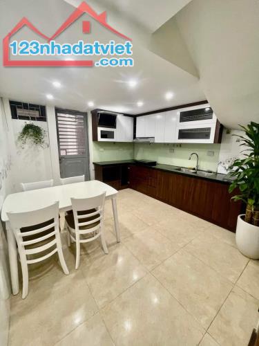 Bán nhà phố Tô Hiệu Hà Đông Diện Tích 40m2 5 T MT 3.2m Giá 9.5 tỷ Ngõ thông - 1