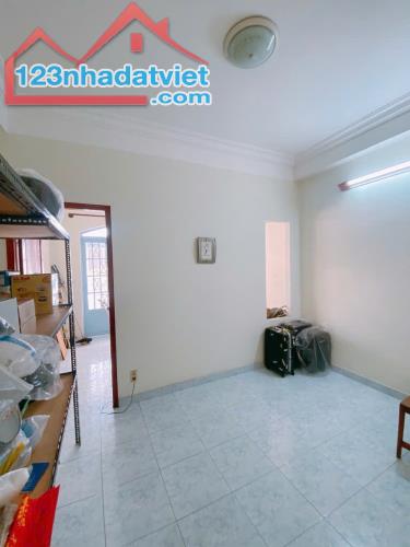 Bán nhà quận 5, đường Trần Bình Trọng, hẻm 4m, 56m2, 4 tầng, 11 tỷ - 2