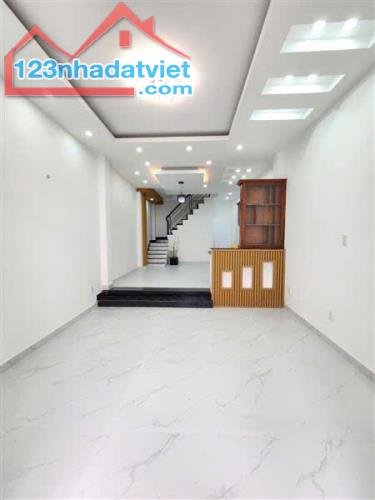 Nhỉnh 4 Tỷ- Nhà Mới Gần 50M2- HXH Thông Nguyễn Văn Lượng P17 Gò Vấp - 1