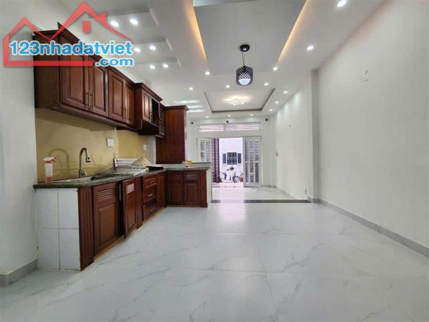 Nhỉnh 4 Tỷ- Nhà Mới Gần 50M2- HXH Thông Nguyễn Văn Lượng P17 Gò Vấp - 2