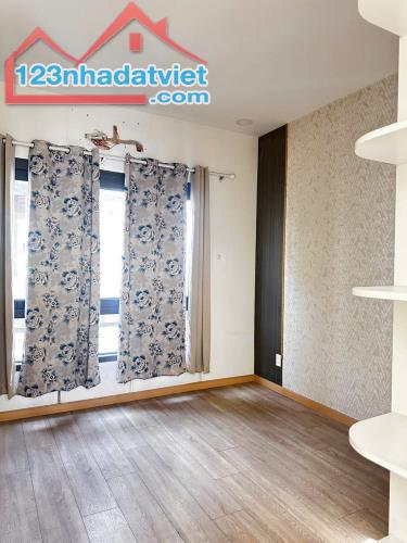 Bán gấp nhà 2 lầu KDC Sunshine phường Tam Hiệp, Biên Hoà. Giá 6,5 tỷ - 4