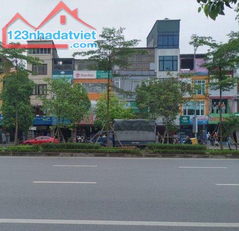 Bán gấp nhà MP 190m2 Nguyễn Văn Cừ - Long Biên - Mặt tiền 7m - kinh doanh- nhỉnh 40 tỷ