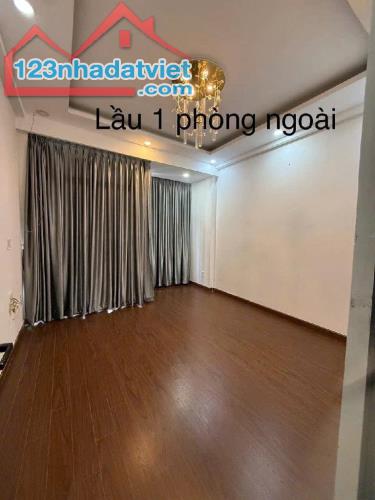 Phú Nhuận - Phường 4 - Hẻm Xe hơi - 4 tầng - giá chỉ 8.3 tỷ. - 2