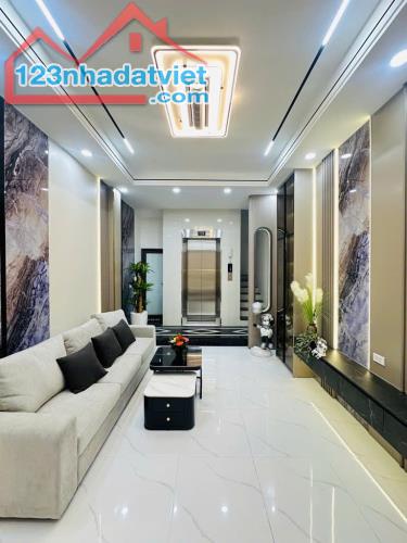 BÁN NHÀ NGUYỄN AN NINH, Ở LUÔN, 6 TẦNG THANG MÁY, NGÕ 4M, 40M2 GIÁ NHỈNH 7 TỶ