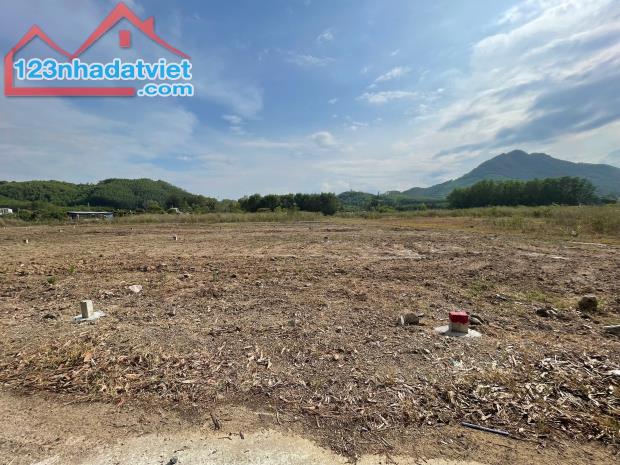 561m2 qh full thổ cư. Đường ô tô. Khu dân cư. Gần khu du lịch giá bán 395tr - 4