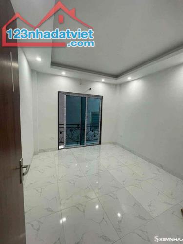 SIÊU PHẨM ĐẦU TƯ, 43M2, SẴN DÒNG TIỀN 8TR/THÁNG, GIÁ CỰC RẺ CHỈ NHỈNH 6 TỶ KHU VỰC LA PHÙ, - 2