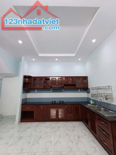 🔋🎉BÁN NHÀ-HẺN XE HƠI ĐƯỜNG ÂU CƠ-QUẬN 11 -GIÁP LÊ ĐẠI HÀNH-55M2 -3TẦNG-VUÔNG-CHỈ 8.3TỶ - 3