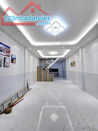 BÁN NHÀ BÌNH TÂN SÁT Q.6 - HẺM 7M THÔNG - 45M2 - 2 TẦNG 3PN MỚI ĐẸP CHỈ NHỈNH 4 TỶ - 2