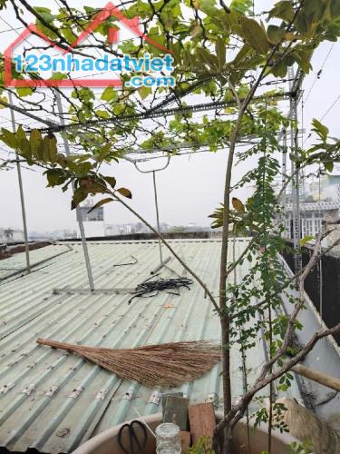 BÁN NHÀ MẶT TIỀN KINH DOANH CHỢ THẠNH XUÂN QUẬN 12 - 3 TẦNG BTCT, 4 PN, 2 MẶT HẺM XE HƠI - 4