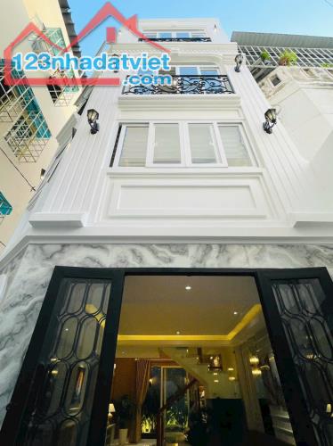Bán Nhà Phố Đẹp Đường Quang Trung, Phường 11, Quận Gò vấp, Hồ chí Minh