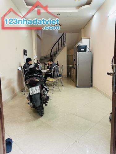 Bán nhà riêng 5 tầng ngõ 521 An Dương Vương thông KĐT Ciputra 34m x5T rộng rãi 10m ra đườn - 1