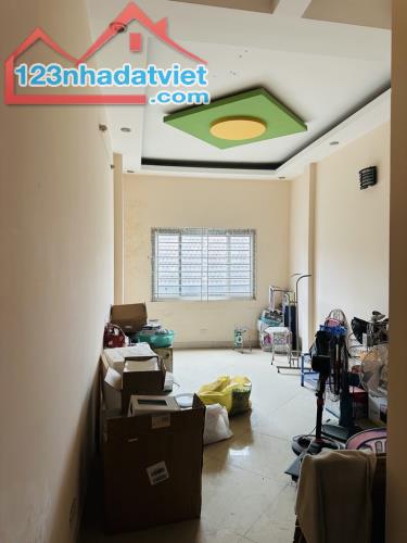 Bán nhà riêng 5 tầng ngõ 521 An Dương Vương thông KĐT Ciputra 34m x5T rộng rãi 10m ra đườn - 4