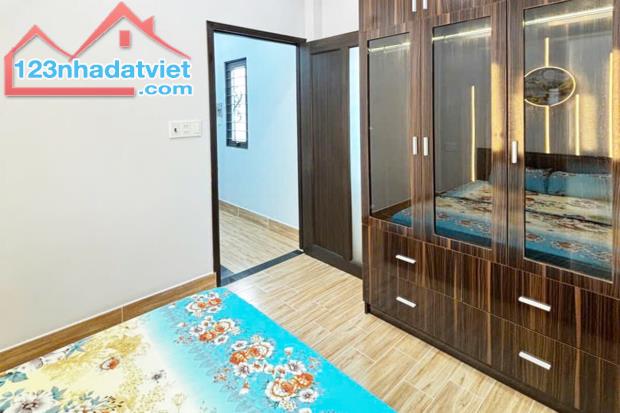 Bán nhà hẻm Nguyễn Văn Khối, Xe hơi, 42m² (3.5m x 12m) vuông vức - Giá 5.35 tỷ TL - 3