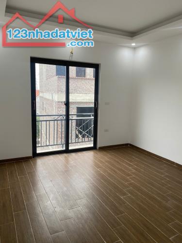 🏡 SỞ HỮU NGAY NHÀ 4 TẦNG ĐẸP NHƯ MƠ – Ô TÔ ĐỖ CỬA – GẦN ĐẠI HỌC TDTT, CHỈ 1,9 TỶ! 🔥 - 5