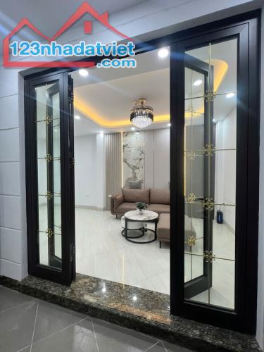 Bán nhà phố Trần Hữu Tước – Đống Đa, diện tích 44m2x6 tầng thang máy, giá 10.95 tỷ - 4