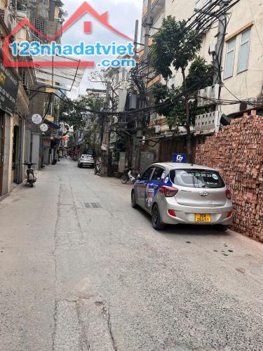 BÁ.N NHÀ PHƯỜNG ĐỊNH CÔNG PHÂN LÔ QUÂN ĐỘI VỊ TRÍ ĐẸP- GIÁ TỐT - 2