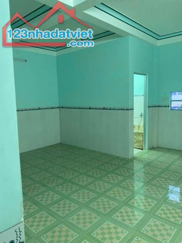 Nhà 3 tầng hẻm ô tô Đường Đệ Vĩnh Hòa Nha Trang dt 136m2 giá 5 tỷ 500 - 3