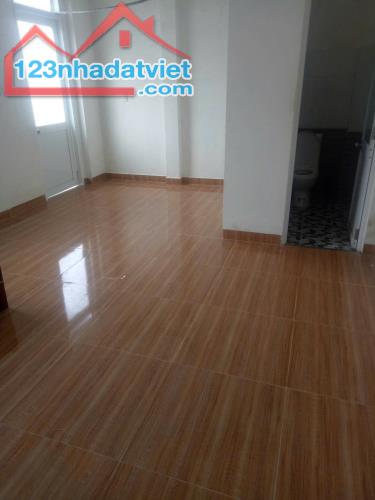 Nhà 3 tầng hẻm ô tô Đường Đệ Vĩnh Hòa Nha Trang dt 136m2 giá 5 tỷ 500 - 4
