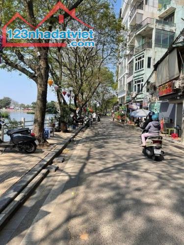 Hiếm! Bán nhà mặt phố Trúc Bạch, Ba Đình, view hồ đẹp, kinh doanh ngày đêm, 48mX4T