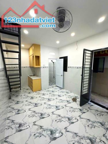 Nhà hẻm 4m Nguyễn Khoái Phường 2 Q4 2 tầng 60m²  Chào giá 6,9 tỷ