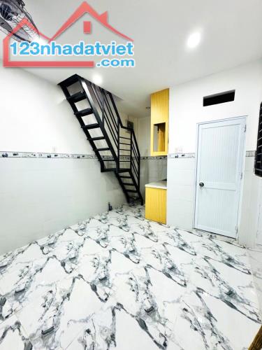 Nhà hẻm 4m Nguyễn Khoái Phường 2 Q4 2 tầng 60m²  Chào giá 6,9 tỷ - 1