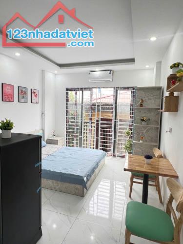 Cho Thuê CCMN 280 Vũ Hữu Thanh Xuân 25m2 Studio Ban Công Cửa Sổ Thang Máy Ô Tô Đỗ Gần