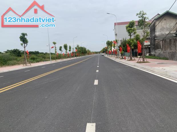 Bố vợ cần tiền bán gấp mảnh đất 2 mặt thoáng khu đấu giá mới Cự Khối giá tốt đầu tư - 1