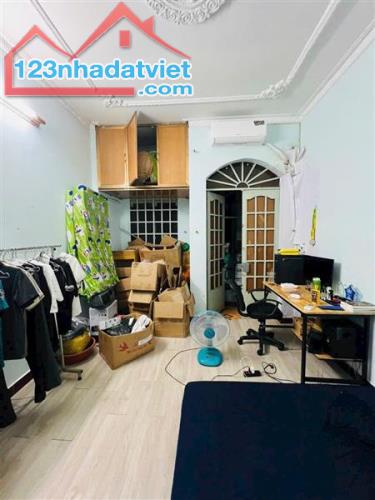 NHÀ B.ÁN PHAN HUY ÍCH P15 TB - GẦN TRƯỜNG CHINH & ST EMART 2 - DT 36M² - 2 TẦNG CHỈ HƠN 3 - 4