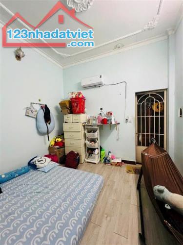 NHÀ B.ÁN PHAN HUY ÍCH P15 TB - GẦN TRƯỜNG CHINH & ST EMART 2 - DT 36M² - 2 TẦNG CHỈ HƠN 3 - 5