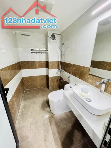 Bán nhà Trương Định, Ô TÔ, MẶT NGÕ THÔNG, KINH DOANH, SỔ PHÂN LÔ, 8.x Tỷ . - 2