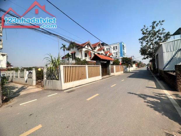 Bán đất Long Hưng, Văn Giang, Hưng Yên, 62m2, đường ô tô tránh, full thổ, 2.x tỷ.097132046