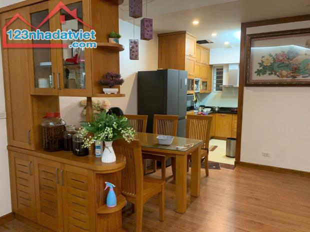 Chung cư Hòa Phát 275 Giải Phóng ( 46 Phố Vọng )-DT 109 m2-3 NGỦ-2 WC-1 BAN CÔNG. - 2