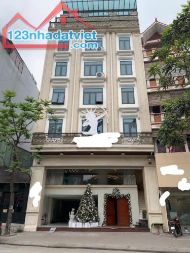 Cực Phẩm BÁN NHÀ MẶT PHỐ XUÂN DIỆU, TÂY HỒ: 200m2, MT 8m, 3 tầng. VỊ TRÍ ĐẮC ĐỊA,, Xây KS
