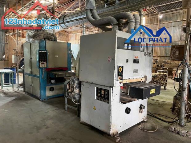 Nhà xưởng 1800m2, điện 3 pha 160KVA, PCCC đầy đủ, cho thuê giá rẻ - 1