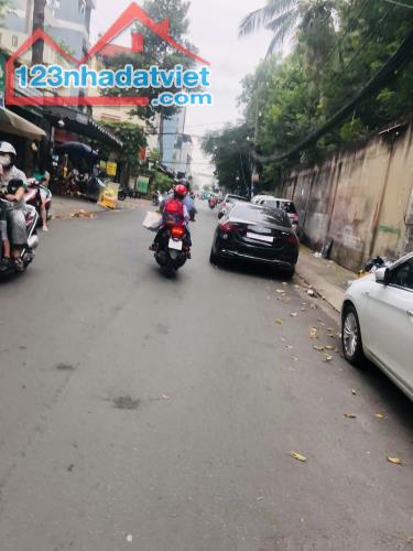 PHAN HUY ÍCH CỐNG LỞ - 4mX22m - 3 TẦNG - MẶT TIỀN HẺM XE TẢI THÔNG KINH DOANH - KHU VỰC SẦ - 1