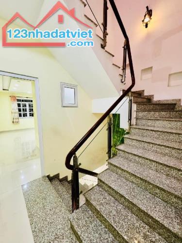 PHAN HUY ÍCH CỐNG LỞ - 4mX22m - 3 TẦNG - MẶT TIỀN HẺM XE TẢI THÔNG KINH DOANH - KHU VỰC SẦ - 2