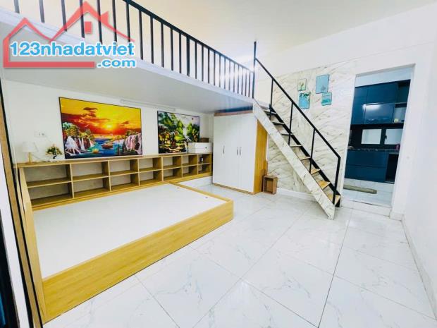 Bán căn chung cư Đền Lừ, gần 100m2, ✅3.8 tỷ, 3 ngủ, 2 vs, Thang máy, SÂN CHƠI RỘNG ở luôn. - 3