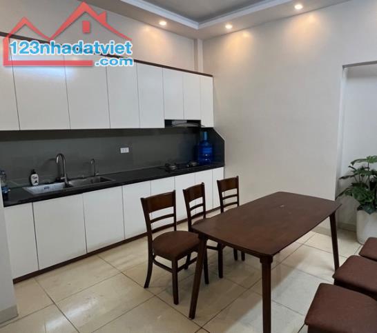 BÁN NHÀ 4 TẦNG CỰ KHỐI – 52M² – GIÁ 6 TỶ – NGÕ NÔNG, 20M RA Ô TÔ! - 1