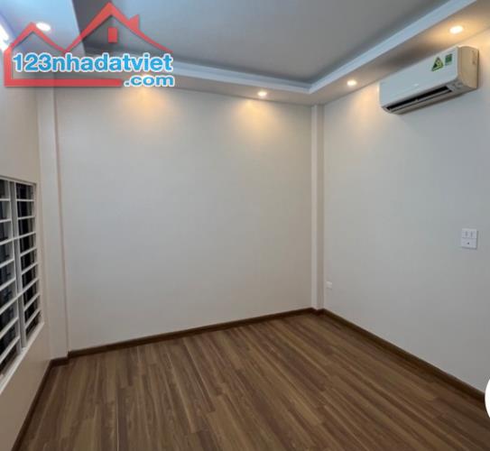 BÁN NHÀ 4 TẦNG CỰ KHỐI – 52M² – GIÁ 6 TỶ – NGÕ NÔNG, 20M RA Ô TÔ! - 4
