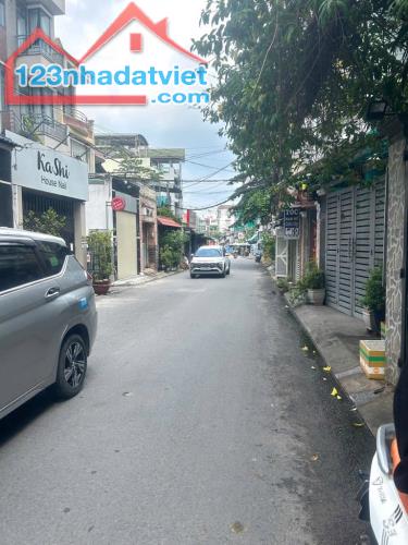 Nhà đường Lê Văn Thọ, p14, GV, DT 120 m2, đường trước mặt xe tải 6 m, 2 lầu, - 3