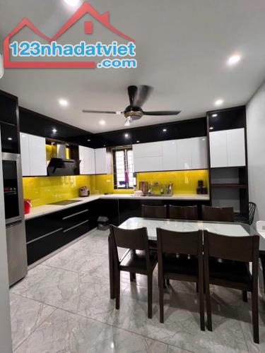 Bán nhà ngõ 385 Hoàng Quốc Việt, Cầu Giấy, 68m2, 7tầng thang máy, ôtô ngõ thông kinh doanh - 4