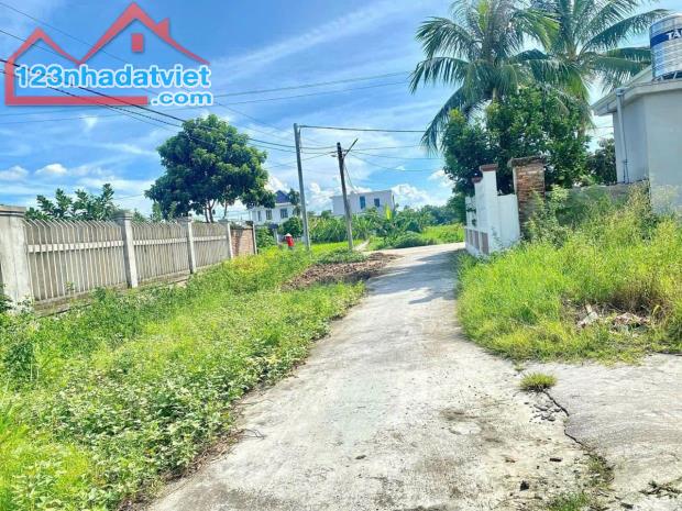 Bán Lô góc tại Cẩm Hoàn, Thanh Sơn, Kiến Thụy, Hải Phòng .  - Diện tích : 79,5m² lô góc - 3