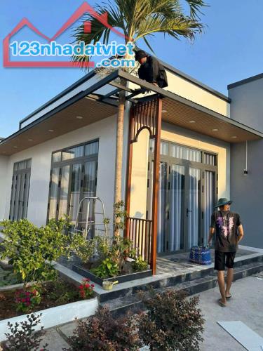 Nhà Thành phố Bến Tre 300m, full nội thất có hợp đồng thuê - 1